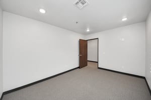 31642065