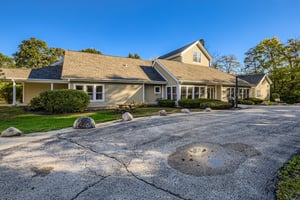 31645693