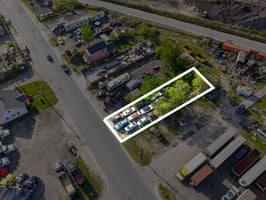 31642381