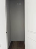 32045077