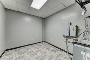 31685823