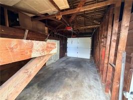 31647816