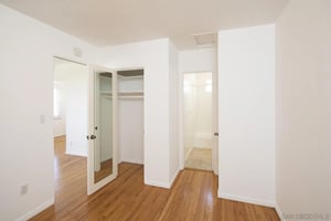 31648253