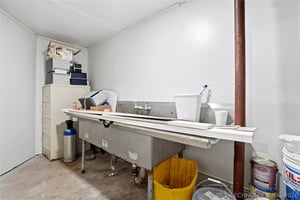 31653908