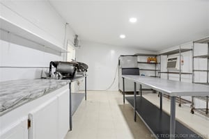 31653904
