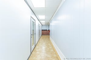 31653988