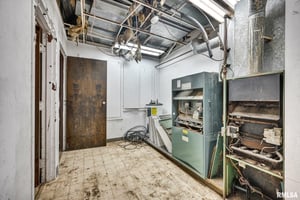 31654995