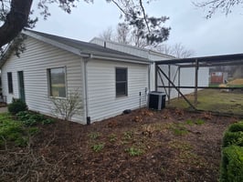31656015