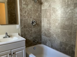 31658435