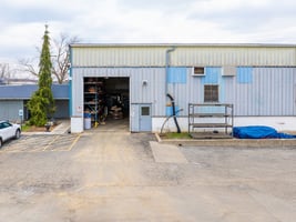 31660086