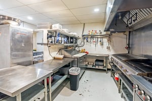 31660544