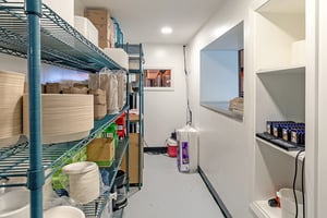 31660549