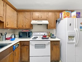 31660877
