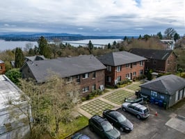 31667942