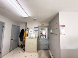31668298