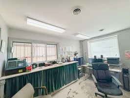 31668311
