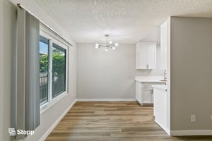 31671358