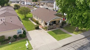 31672313