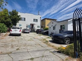 31806544