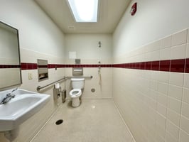 31673984