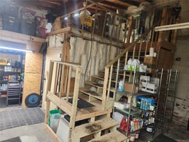 31675698