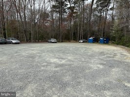 31676470