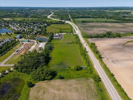 31679669