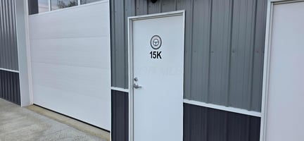 31681948