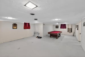 31682066