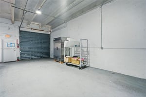 31684866