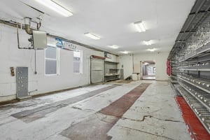 32633073