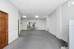 32633077