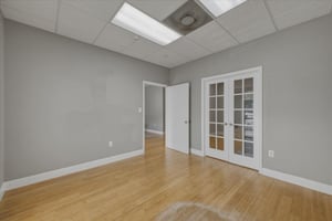 31687381