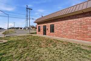 31688560