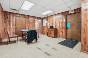 31689916