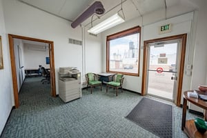 31692401