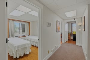 31692568