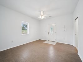 31693307