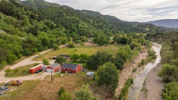 31697634