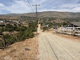 31720844