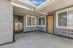 31698575