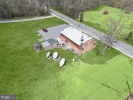 31698827