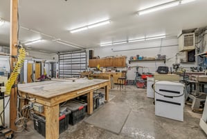 31699401