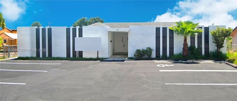 31707136