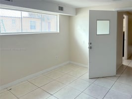 31707129