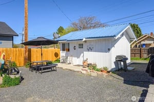 31704442