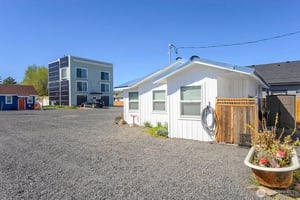 31704438