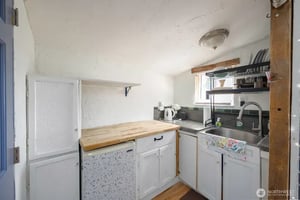 31704451
