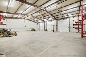 31701274