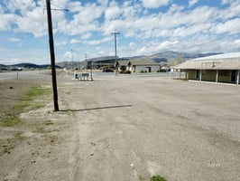 31701633